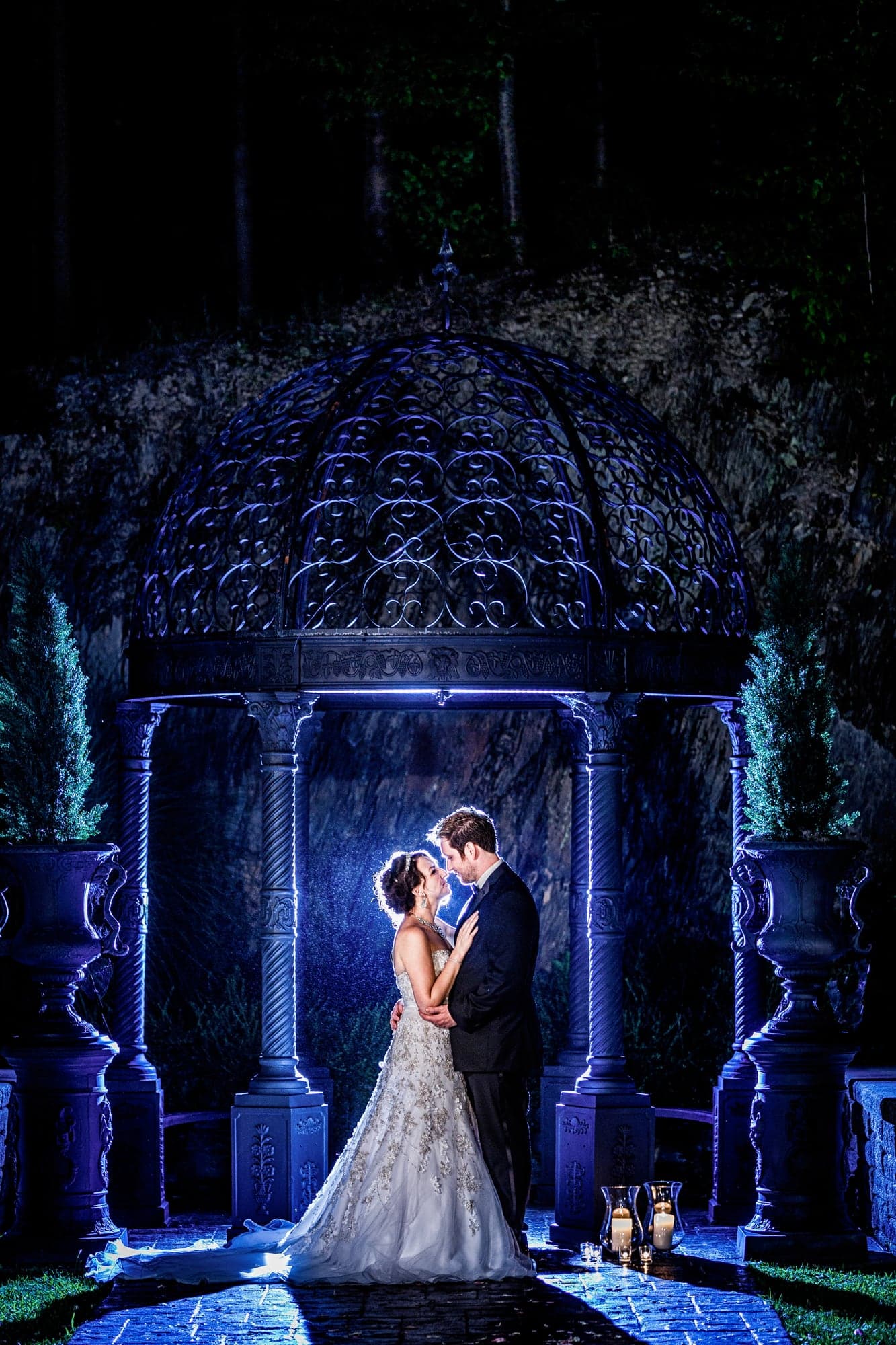 The Nicolais couple in a dramatic nighttime portrait at Stroudsmoor Country Inn